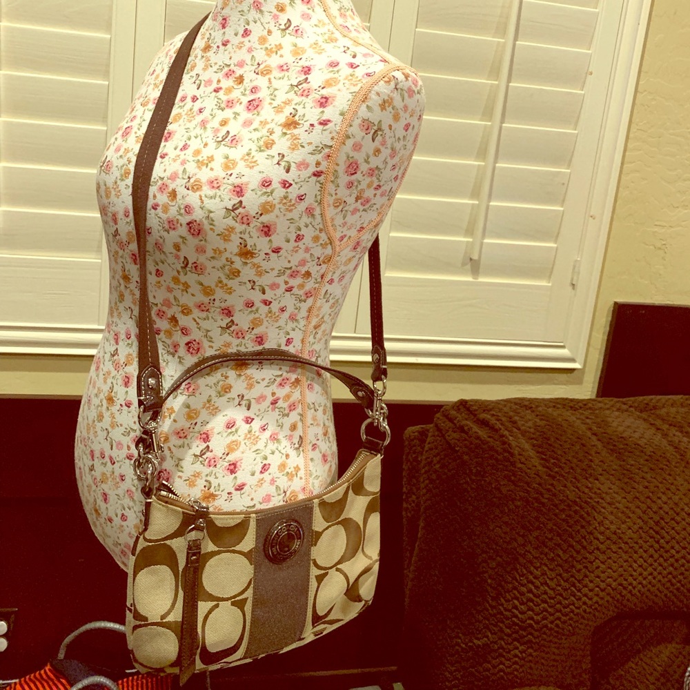 Small brown Coach,can be crossbody or shoulder bag